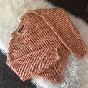 FOREVER 21 🧶 Cropped Knit Sweater